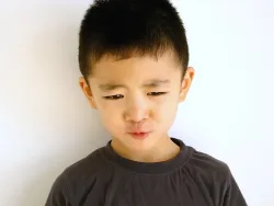 夫が一緒になって子どもを怒ってしまう３つの理由